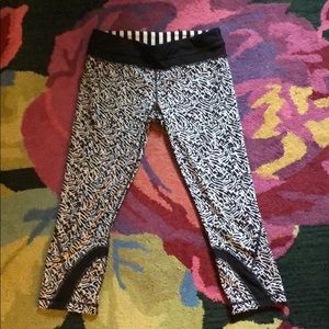 Lululemon leggings size 8 crop
